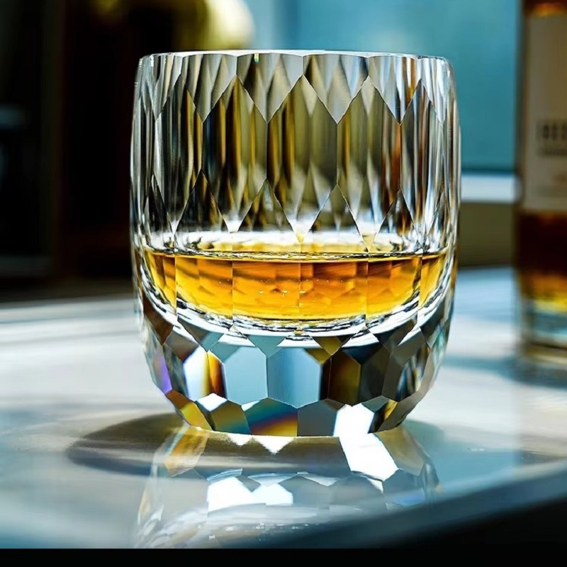 Japanese Handmade Carved Cryst - Whisky Beer And Wine のレビューと価格
