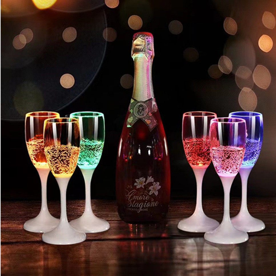 LED cup Automatic Flashing Cup - Whisky Beer And Wine のレビューと価格